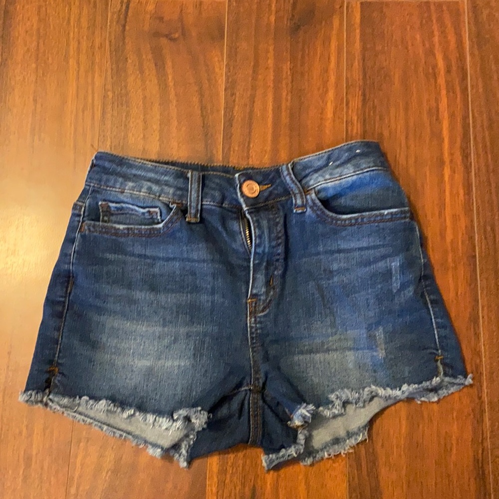Jean short shorts